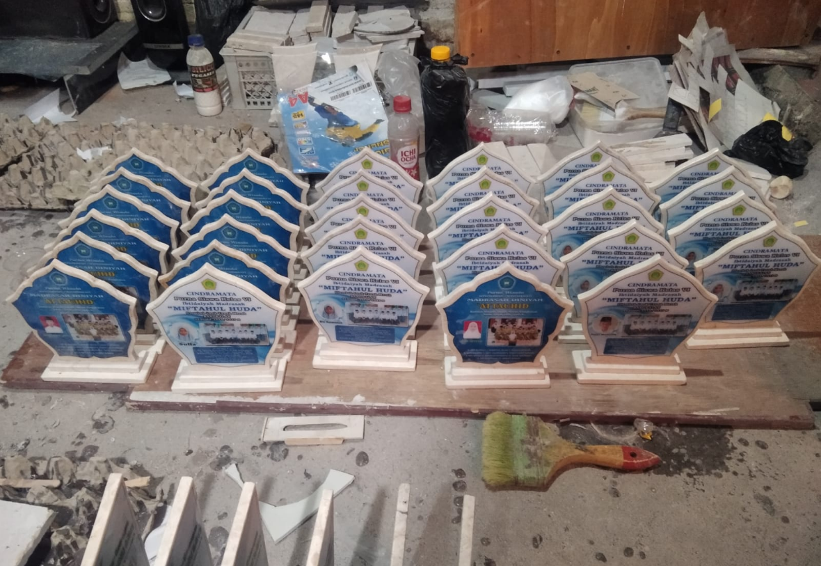 Proses produksi Aneka Vandel